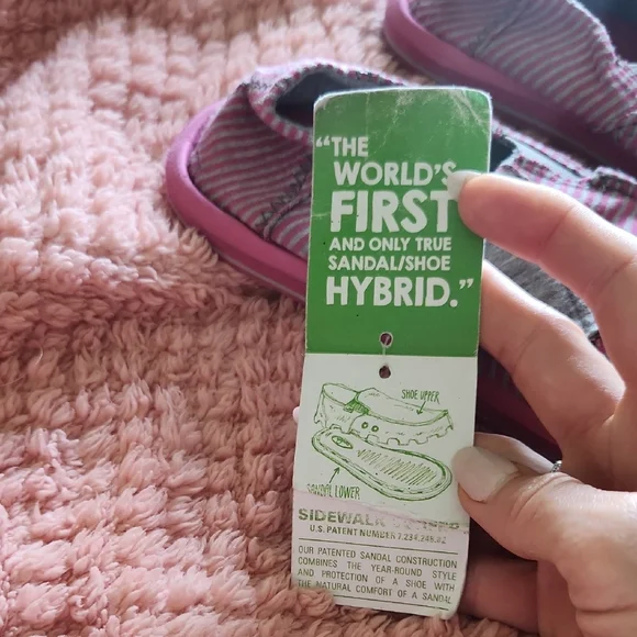 🔥 NWT Sanuk🔥Pink and Gray Slippers Cozy Slip-On Comfort - Picture 4 of 8